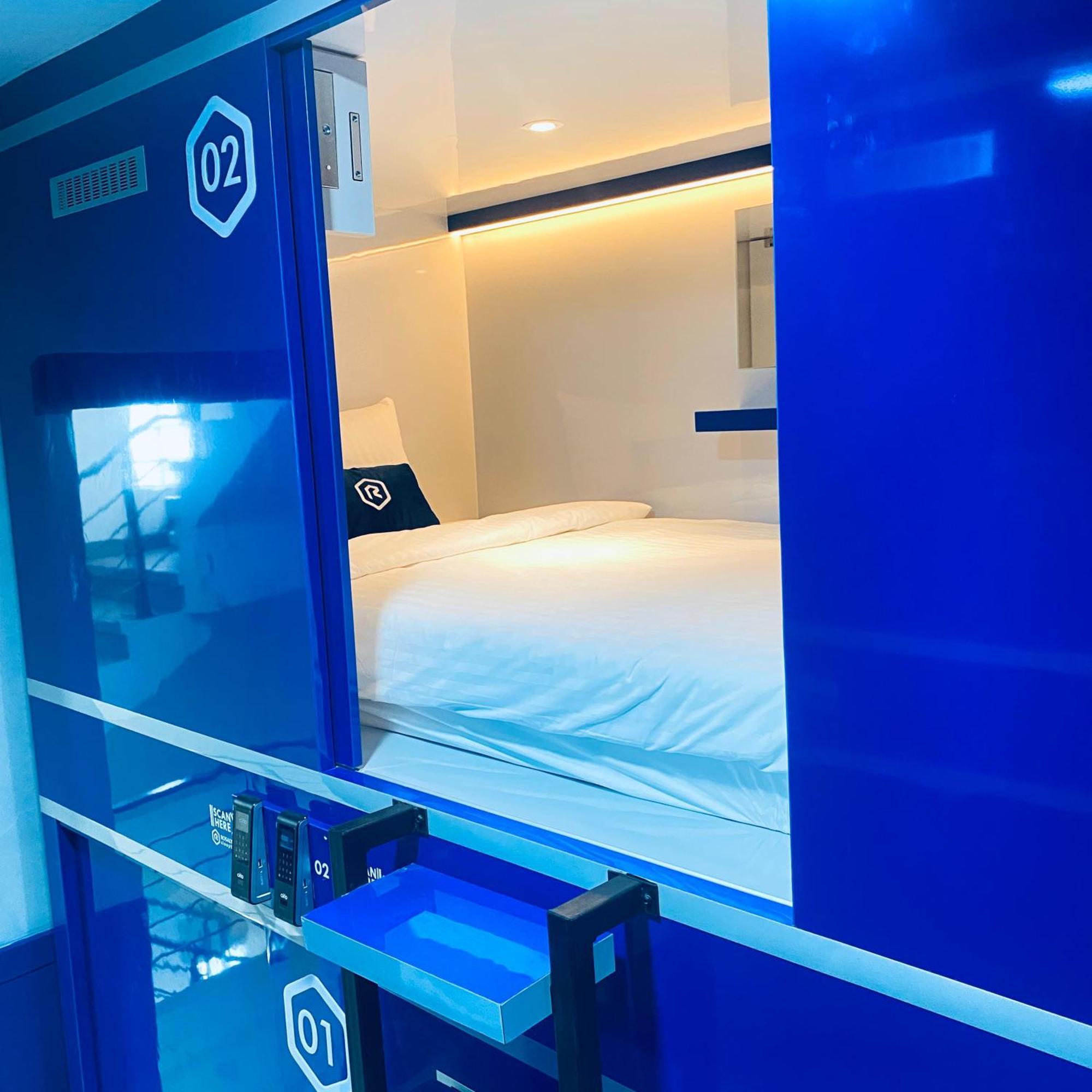 Rosalyne Sleepbox Malioboro 3 Hotel Yogyakarta Luaran gambar