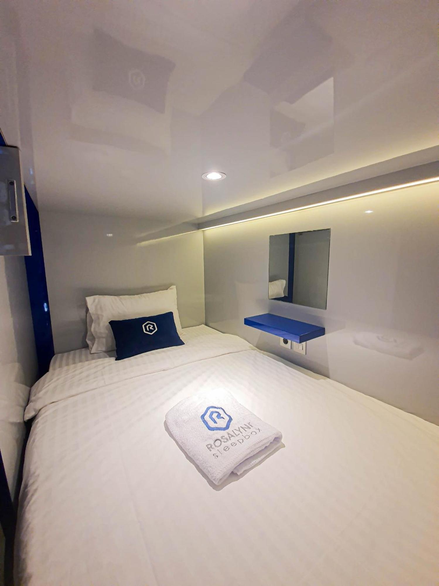 Rosalyne Sleepbox Malioboro 3 Hotel Yogyakarta Luaran gambar